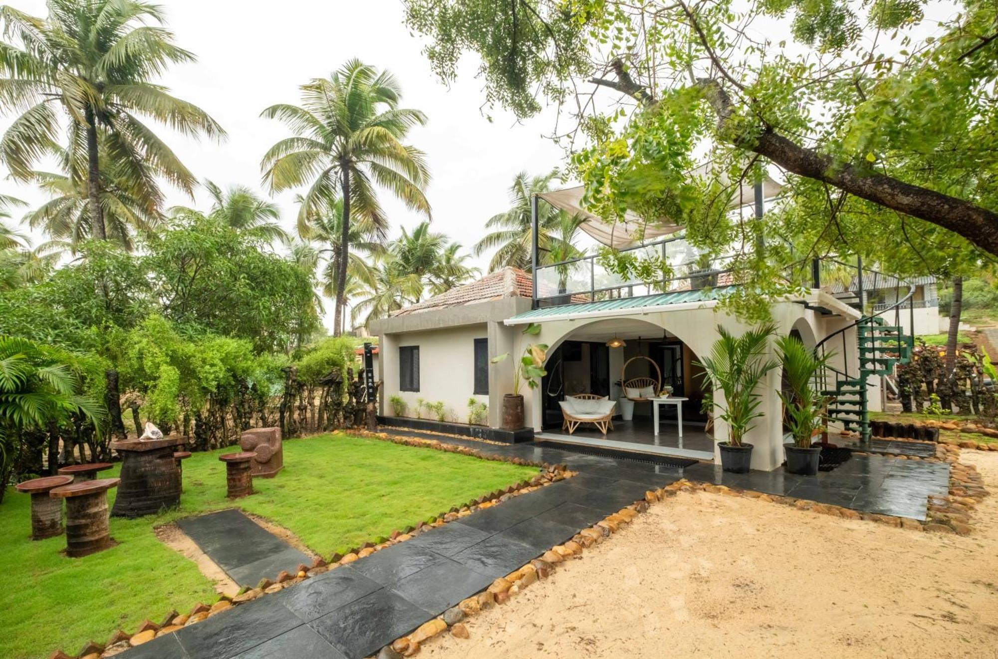 C Roque Beach Resort 3*